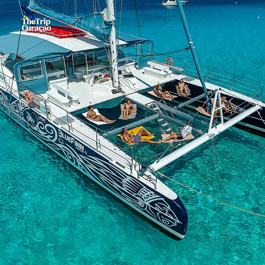 Klein Curacao Day Trip including Premium Open Bar and BBQ-Lunch