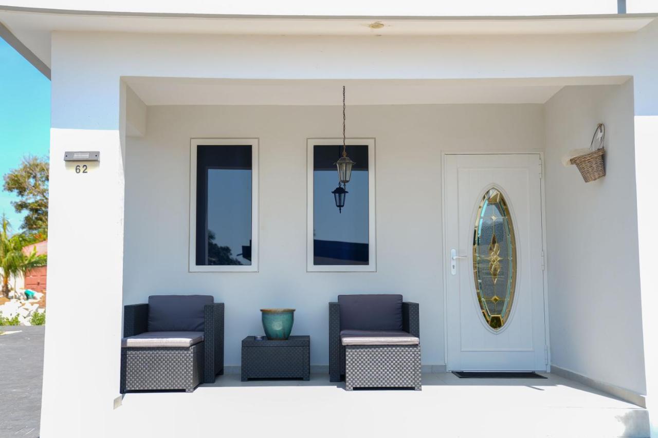 Gioia | 3-Bedroom Villa in Curaçao with Private Pool