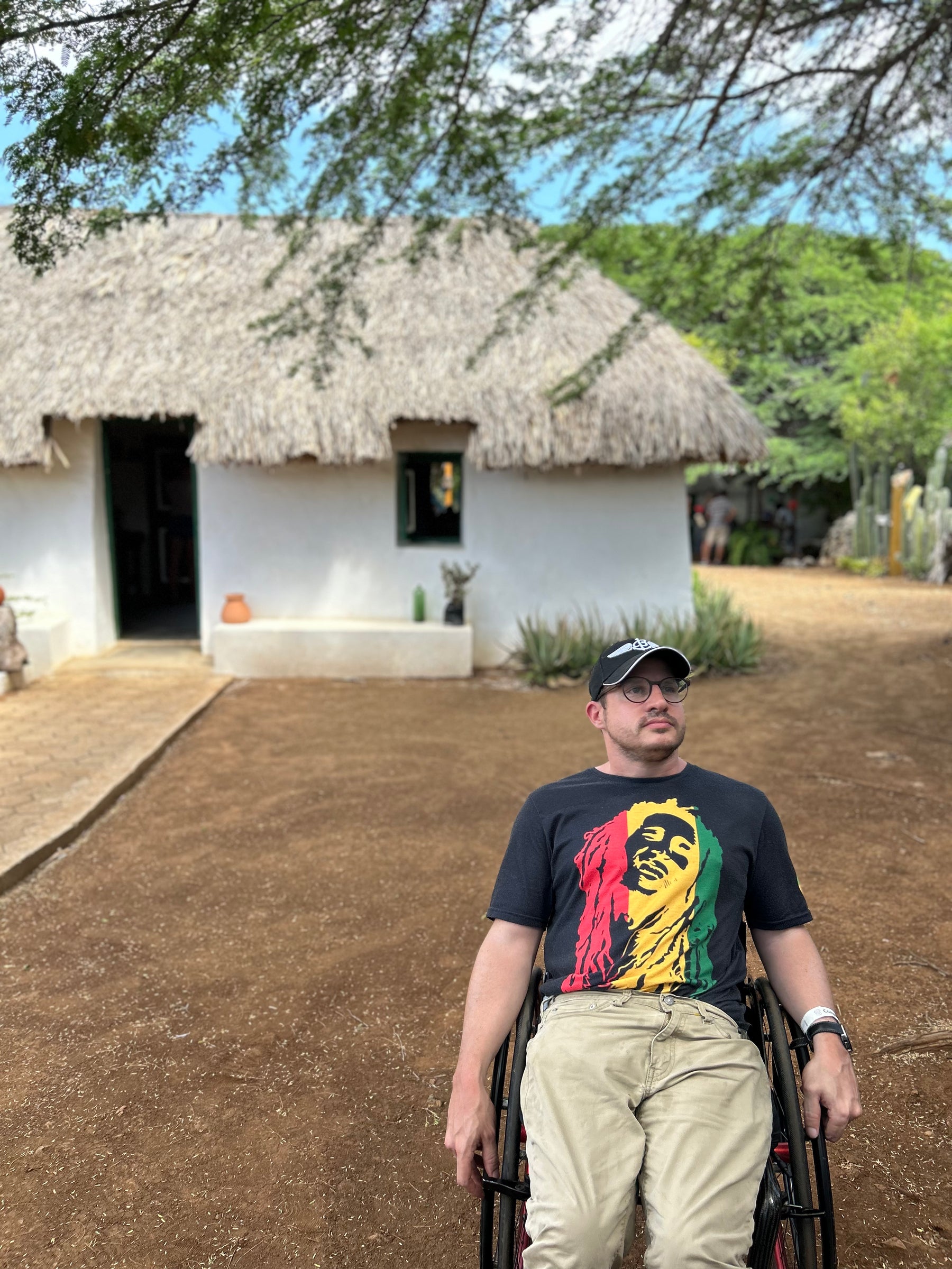 Accessible West Side of Curaçao Tour for Wheelchair Users | 6-Hour Island Roundtrip