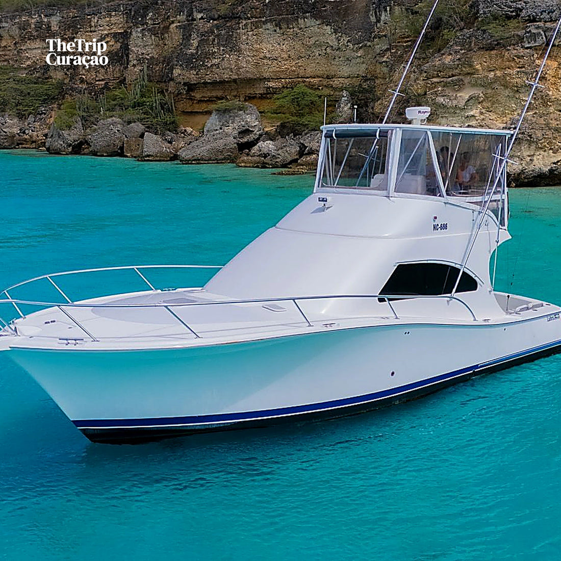 Klein Curaçao private luxury boat charter