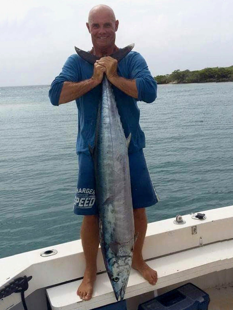 4 hours Offshore fishing tour