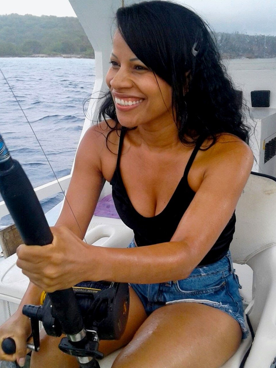 4 hours Offshore fishing tour