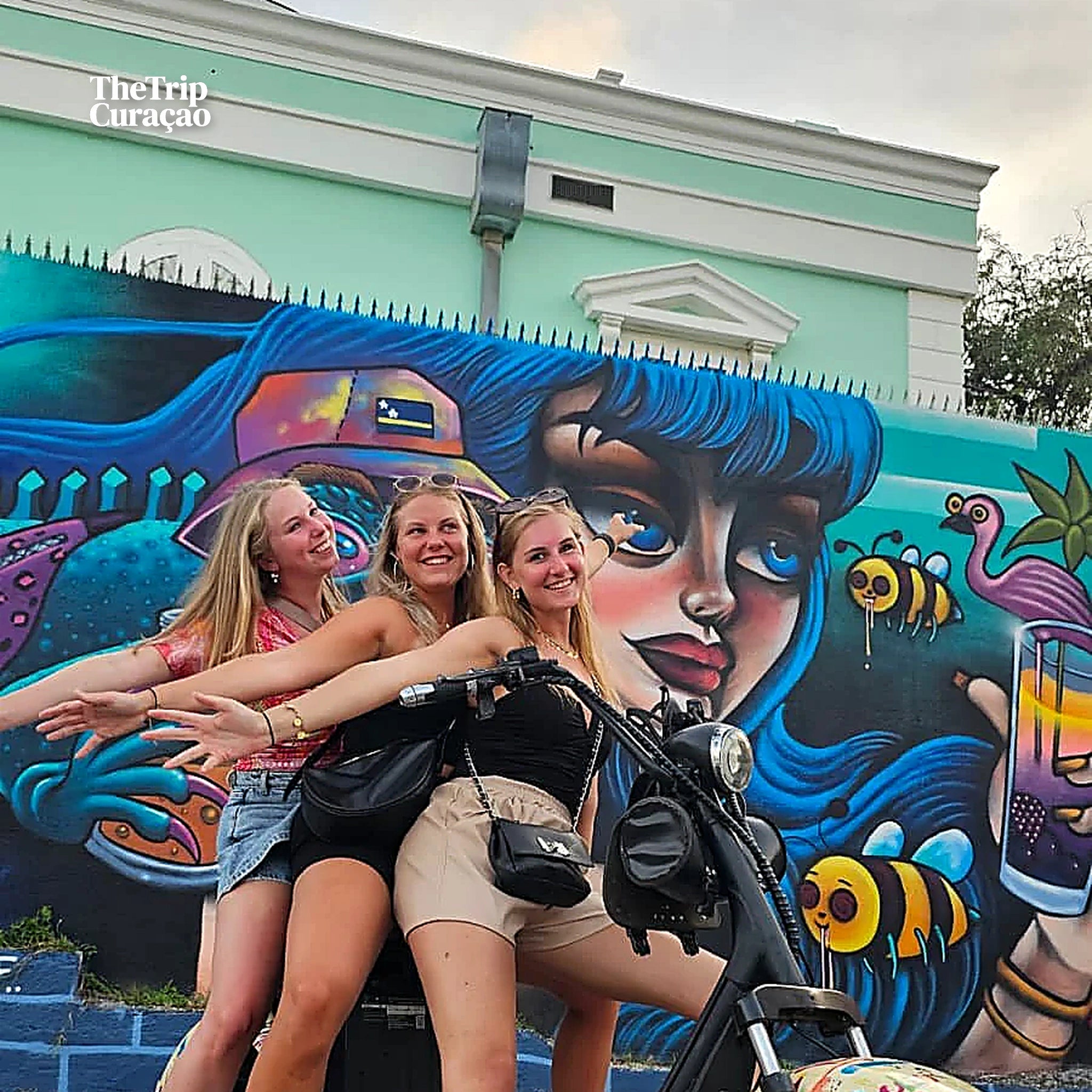 City E-bike Ride Curaçao combo tour