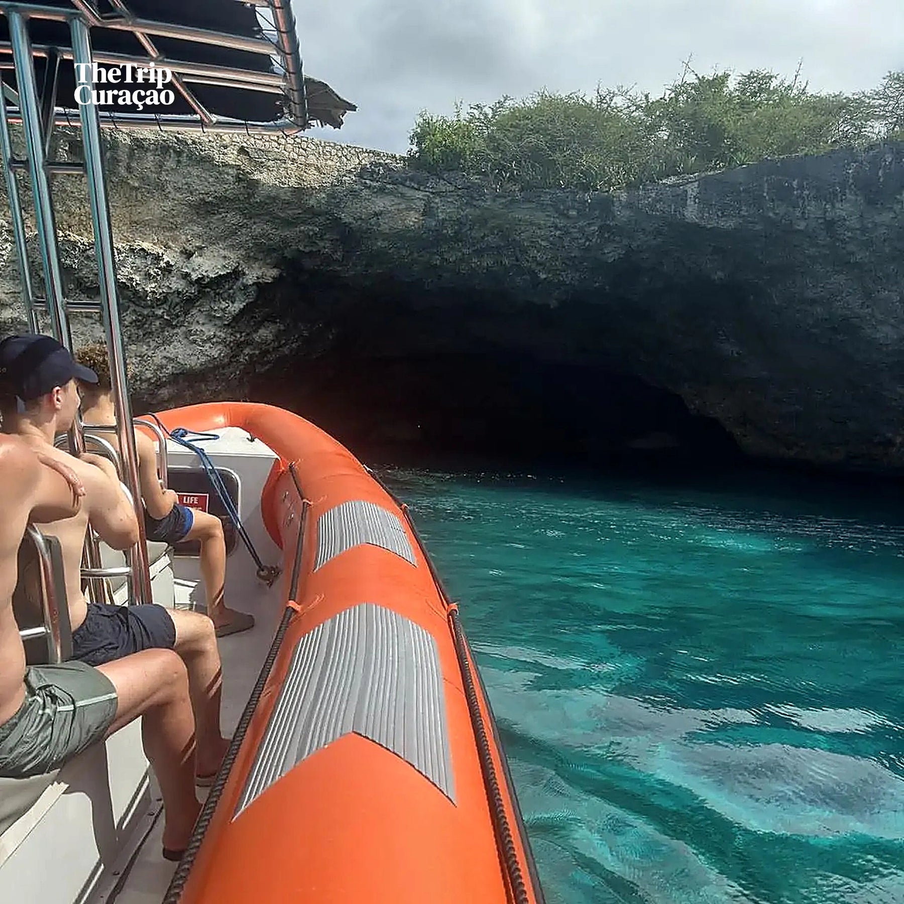 West Coast Snorkel Adventure - power boat caribean trips