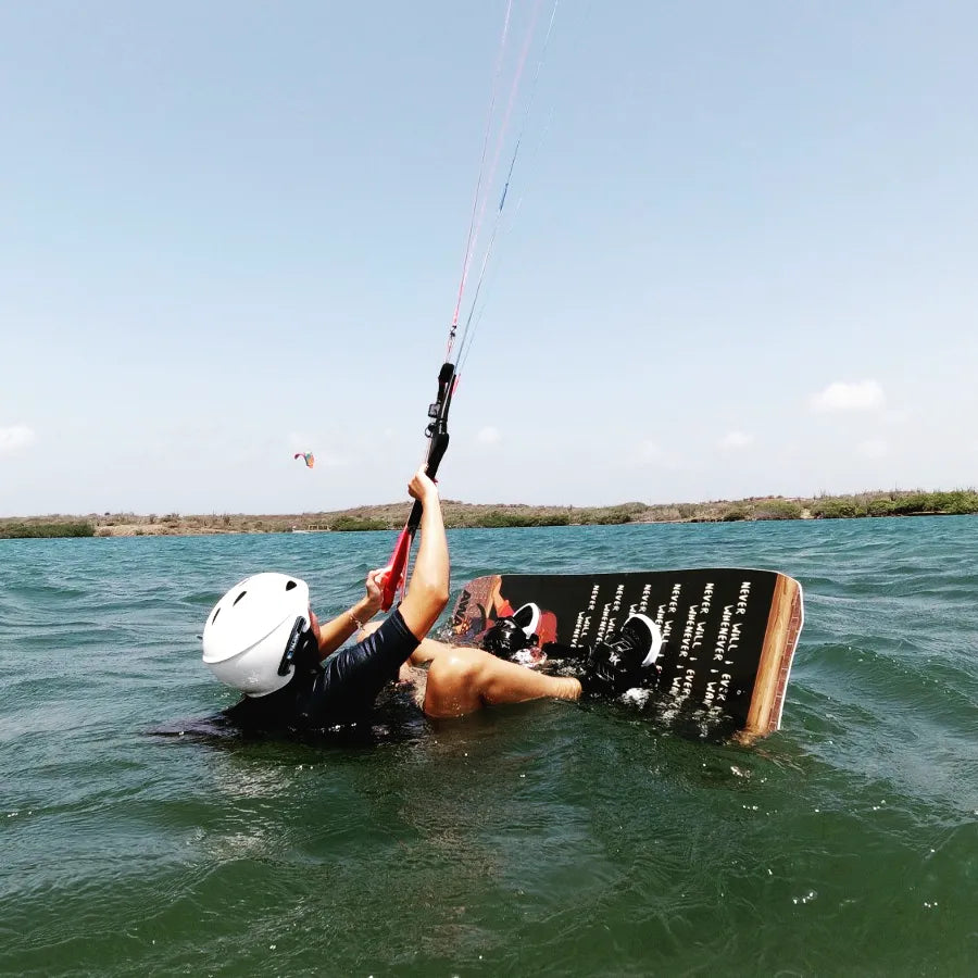 Refresher Course – Intermediate Kitesurfing Lesson in Curaçao