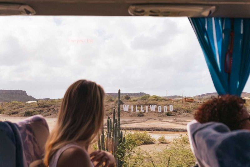 Curaçao Island Tour – Full-Day Highlights, Beach & Nature Experience