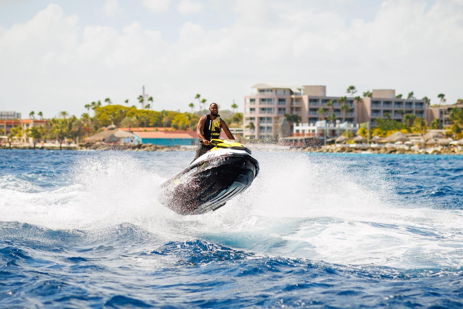City Experience jet ski tour, a 1.5-hour ride
