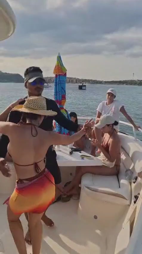 Sunset Cruise Curaçao — End the Day the Right Way