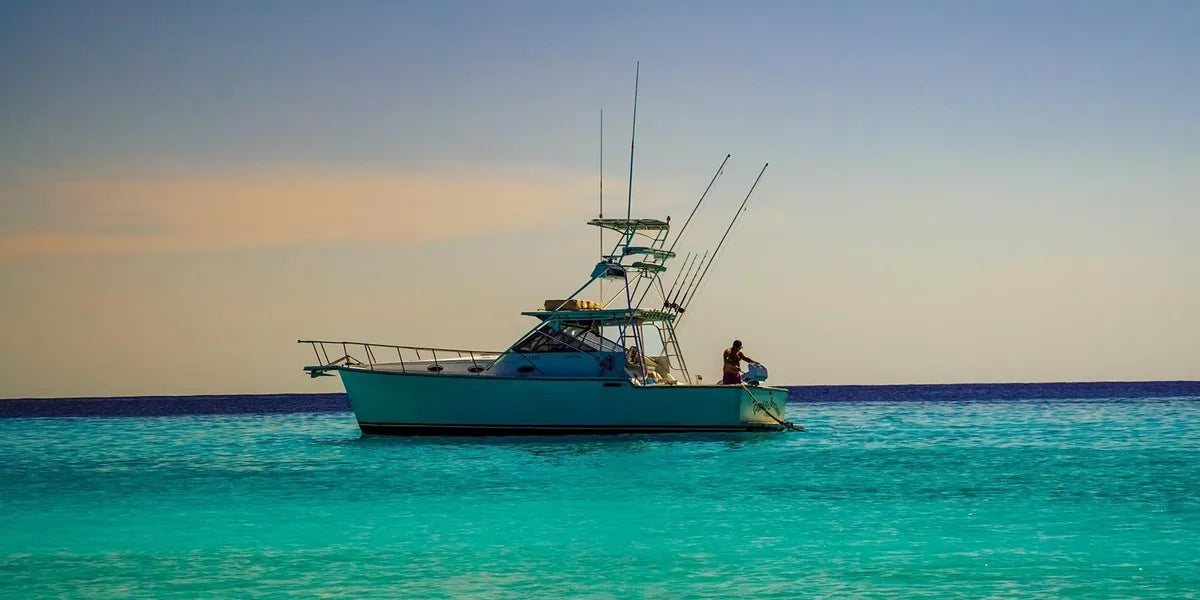 4 hours fishing 38ft Luhrs Offshore fishermens yacht