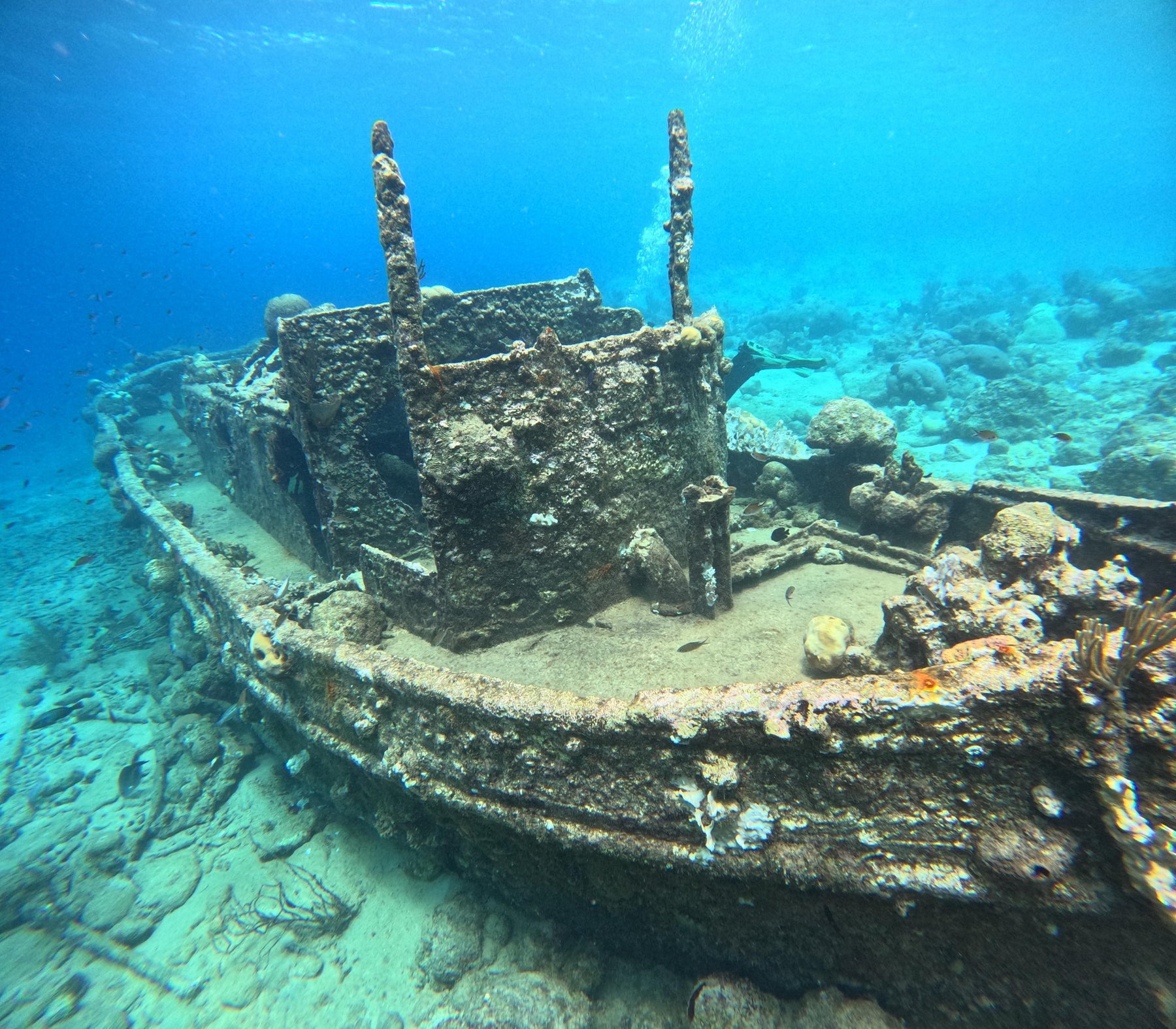 Tugboat Beach Curaçao | Snorkeling & Diving Spot